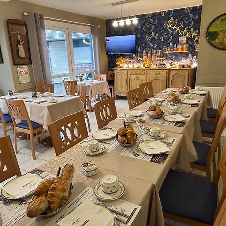 Contact Hotel - Motel Les Bleuets & Spa La Rivière-Saint-Sauveur Екстериор снимка