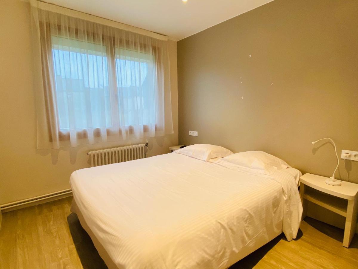 Contact Hotel - Motel Les Bleuets & Spa La Rivière-Saint-Sauveur Екстериор снимка