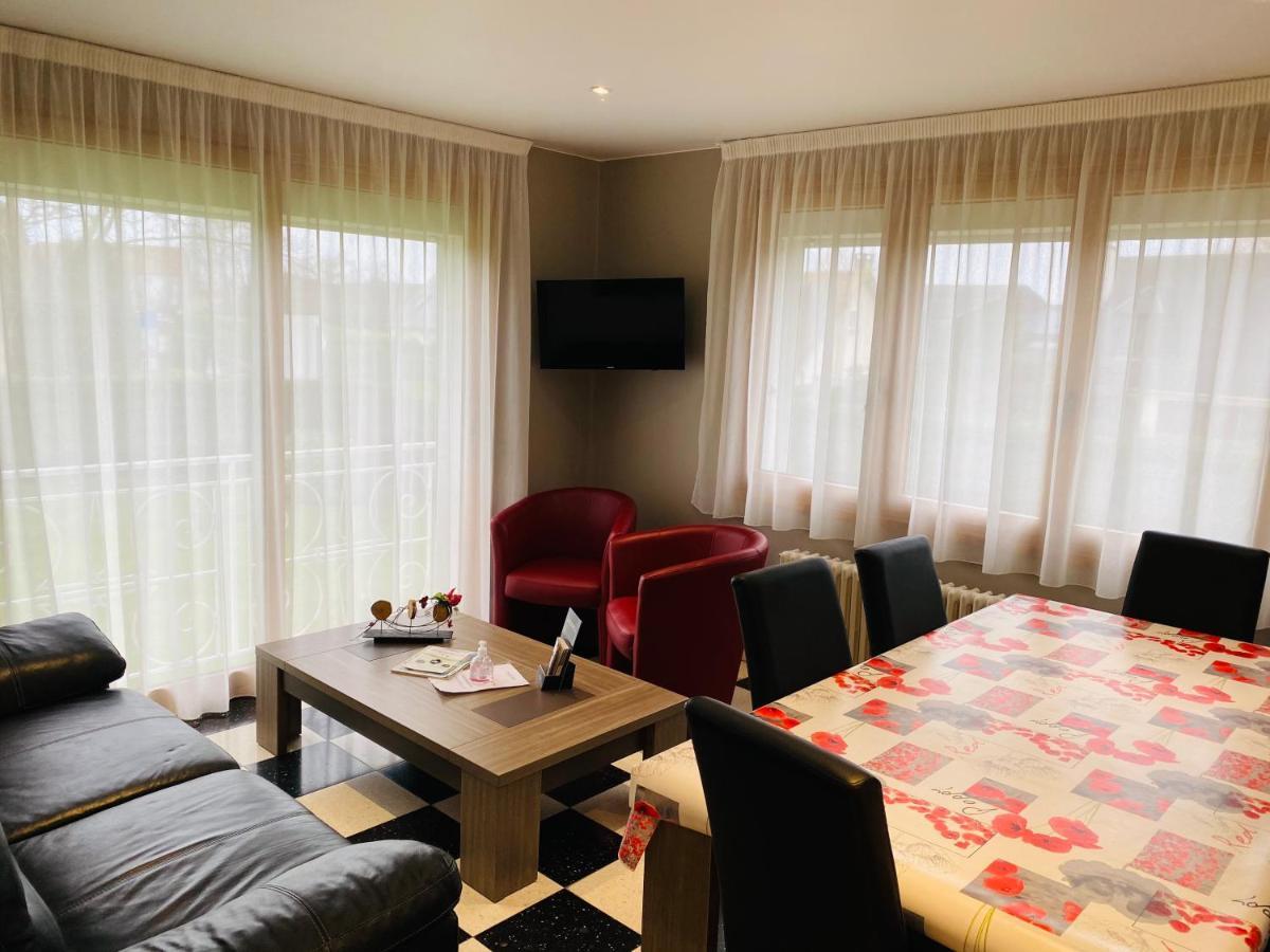 Contact Hotel - Motel Les Bleuets & Spa La Rivière-Saint-Sauveur Екстериор снимка