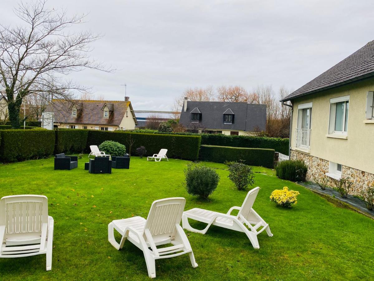 Contact Hotel - Motel Les Bleuets & Spa La Rivière-Saint-Sauveur Екстериор снимка