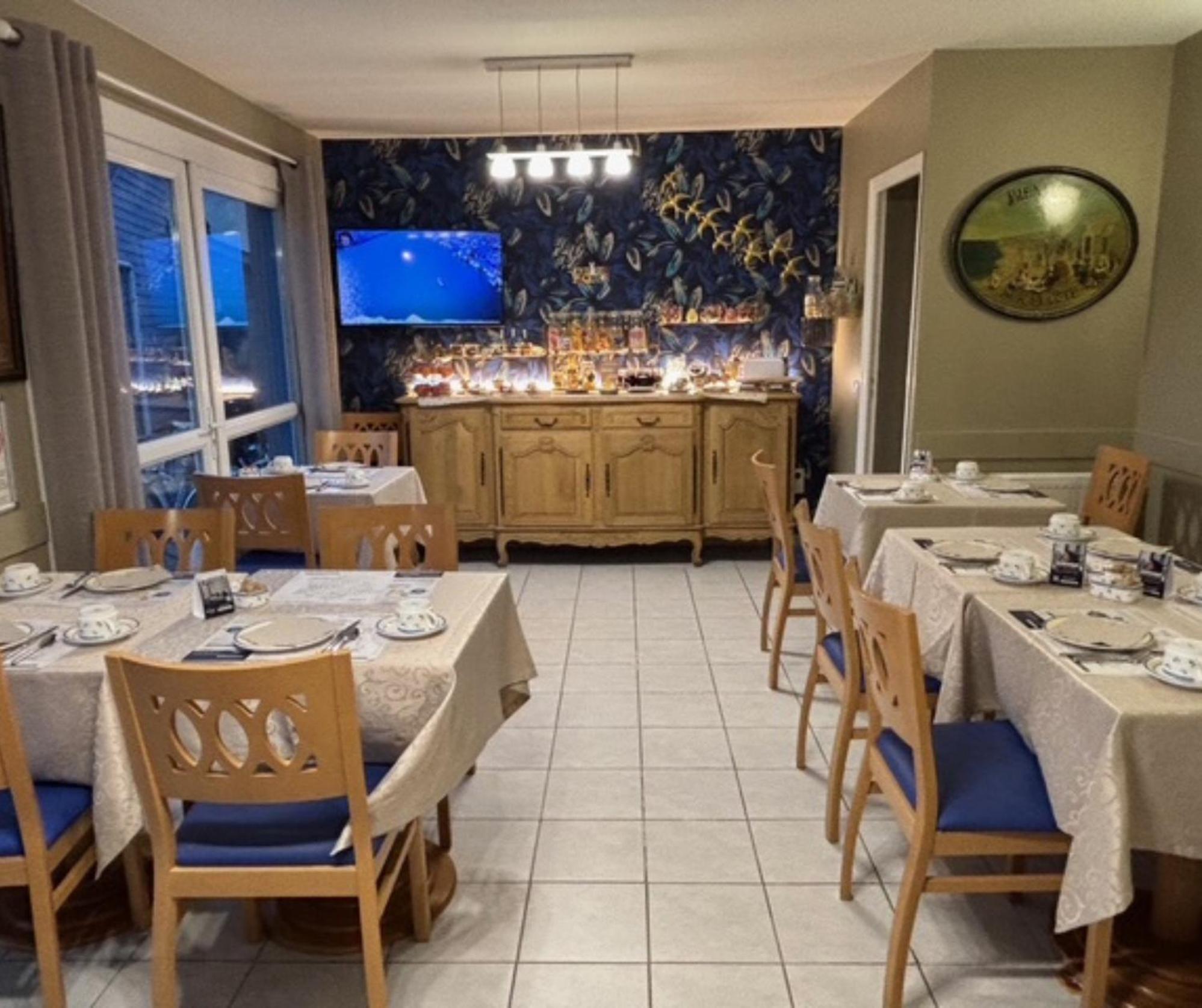 Contact Hotel - Motel Les Bleuets & Spa La Rivière-Saint-Sauveur Екстериор снимка