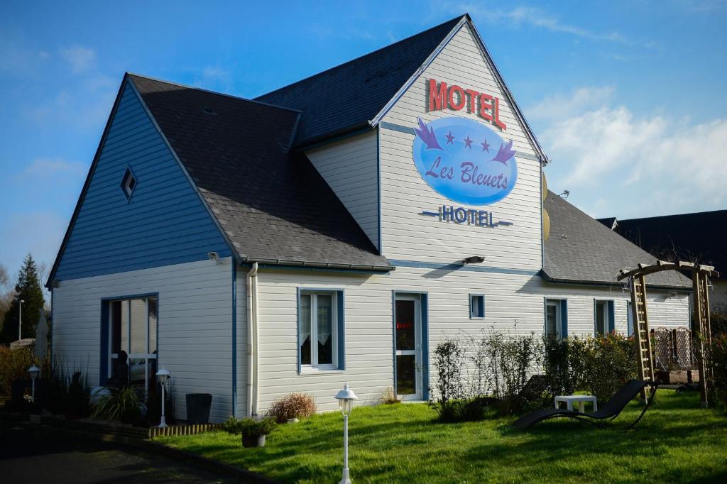 Contact Hotel - Motel Les Bleuets & Spa La Rivière-Saint-Sauveur Екстериор снимка