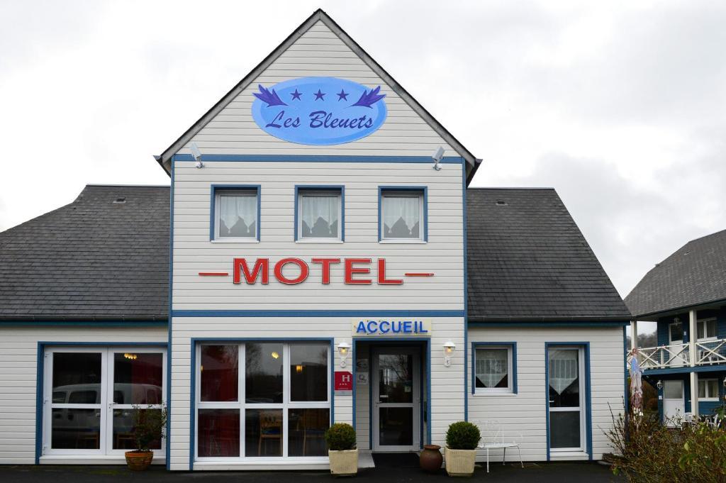 Contact Hotel - Motel Les Bleuets & Spa La Rivière-Saint-Sauveur Екстериор снимка